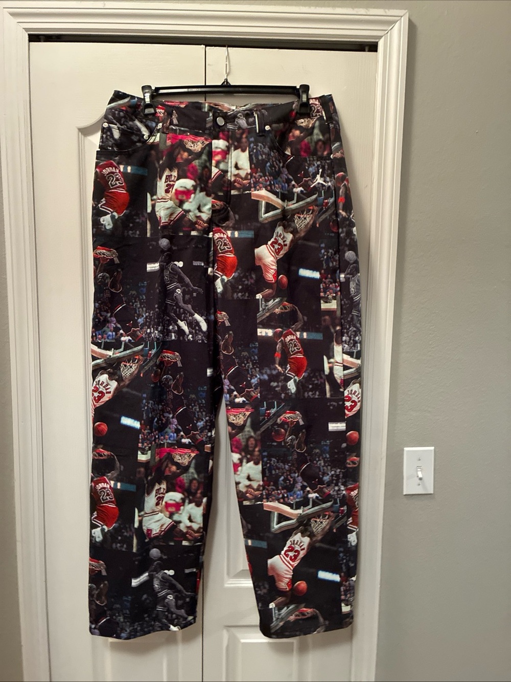 Nike Jordan flight all over print size 36/32 inseam
